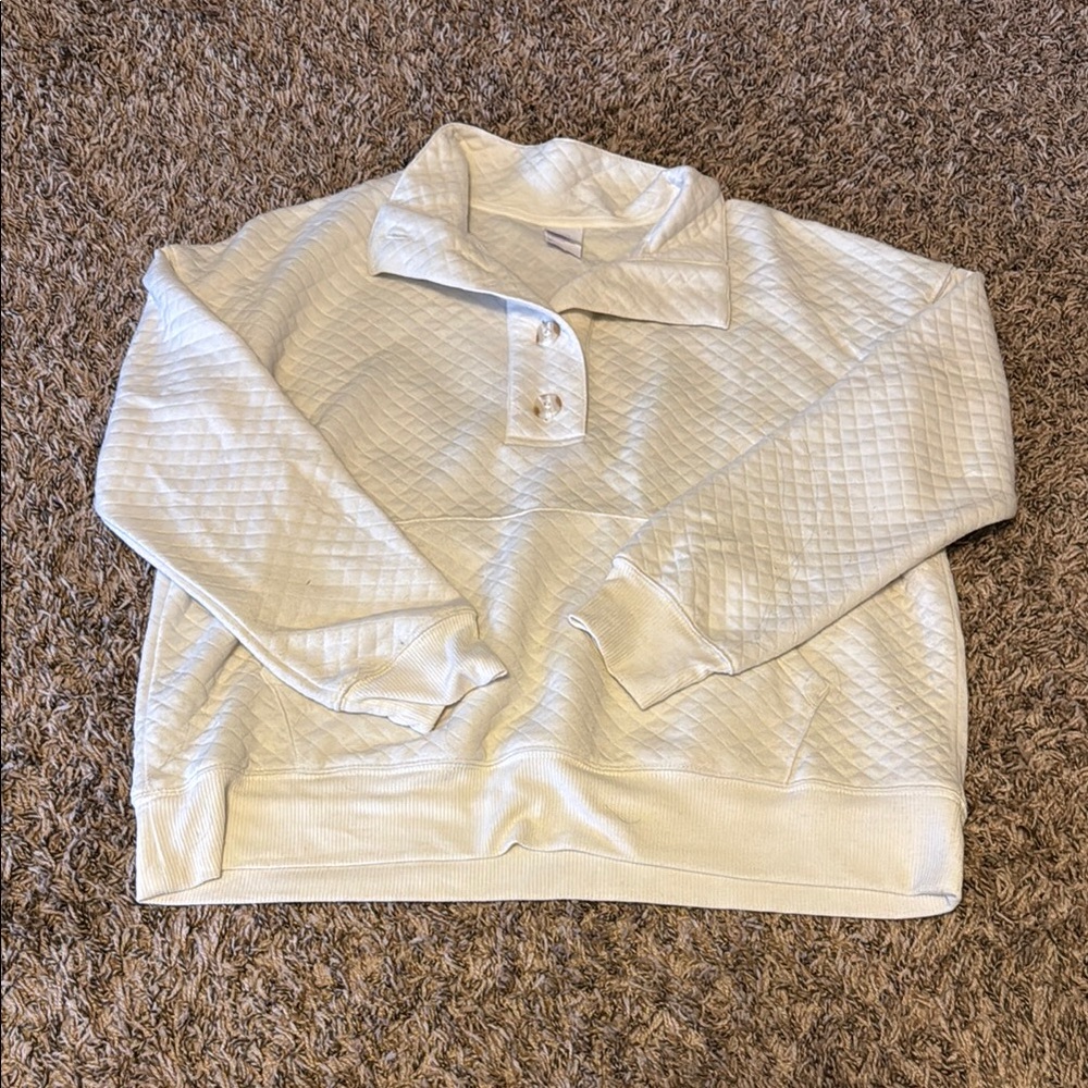 White Quilted Pullover Sweatshirt
